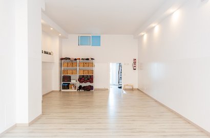 Instalación de tabiques de Pladur en un centro de meditación
