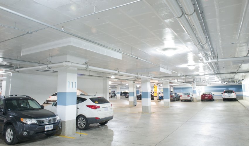 Parking subterráneo con revestimientos de Pladur y diseño funcional